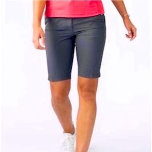 ZYIA Active women’s gray clubhouse shorts (S)